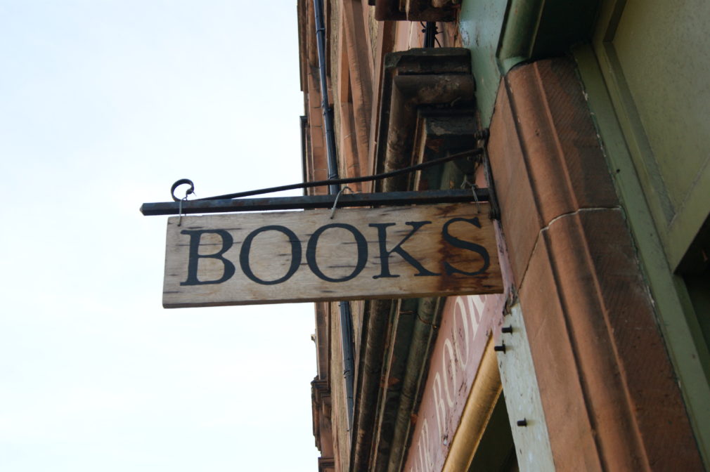 5 of the most amazing bookshops in Edinburgh - The Dreampacker